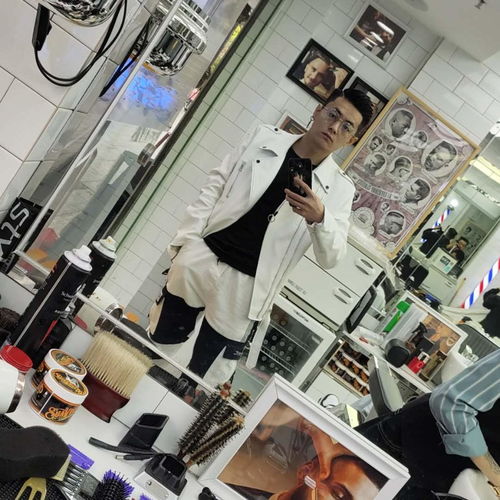 城緣相親 內鄉在線旗下高端婚戀服務品牌，為幸福婚姻架起橋梁